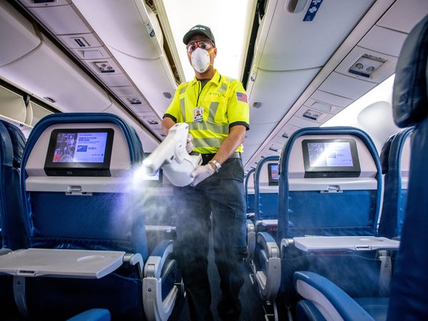 Mask rules violations on flights